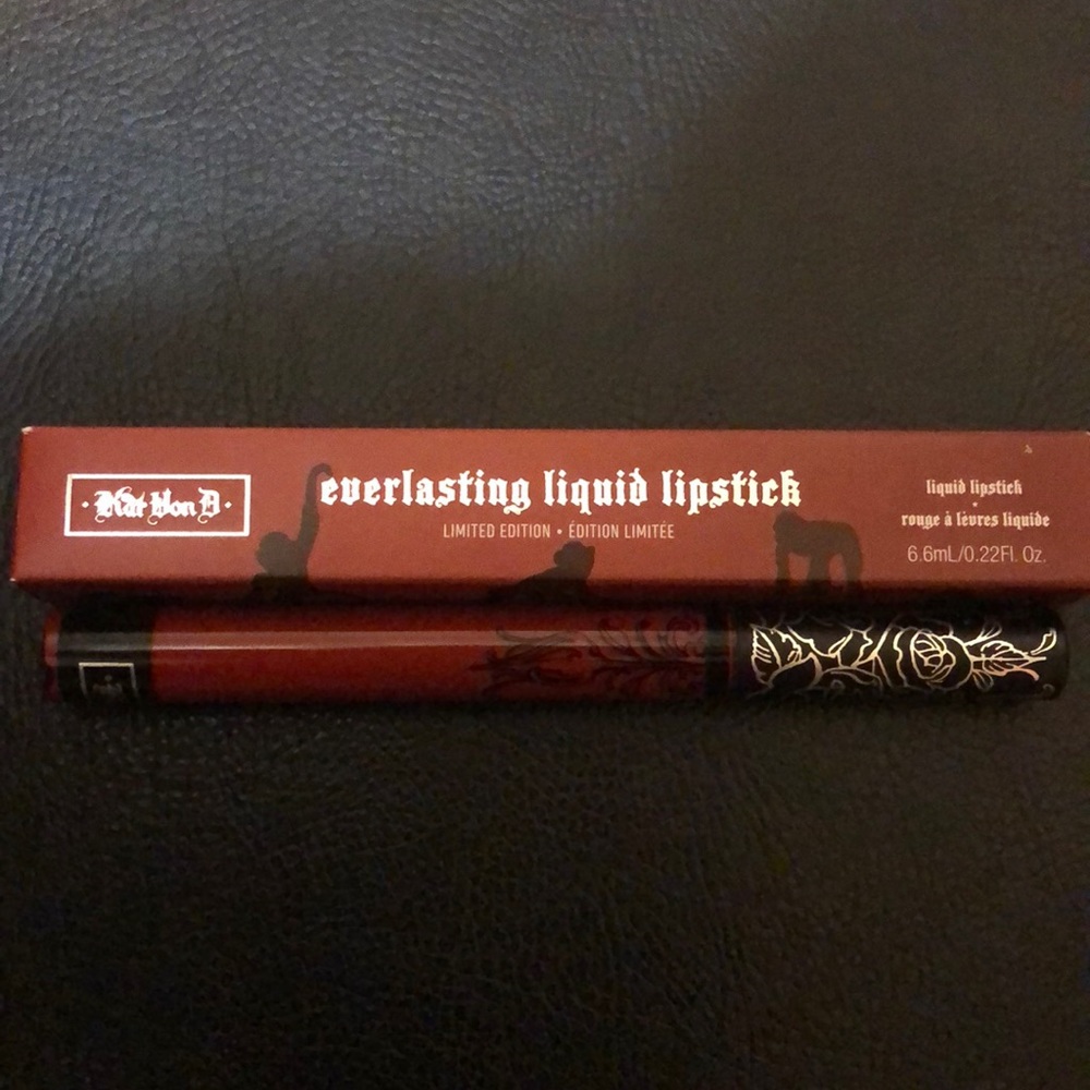 KvD Everlasting Liquid Lipstick ‘Project Chimps’
